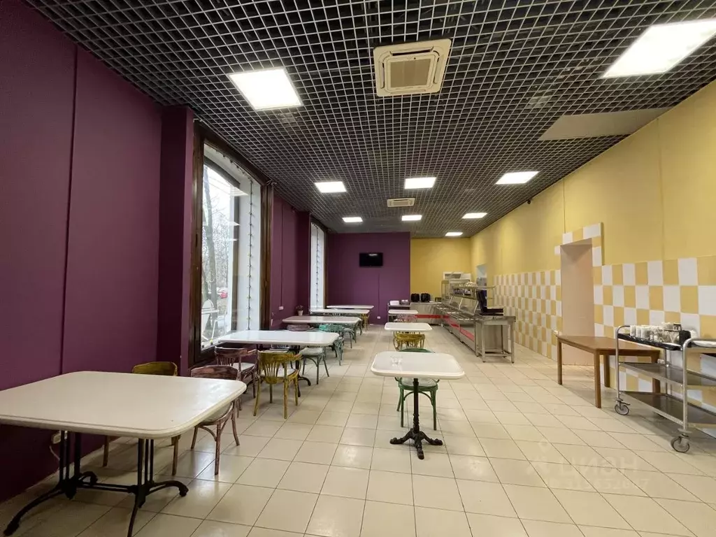 Помещение свободного назначения в Санкт-Петербург ул. Курчатова, 6 ... - Фото 0