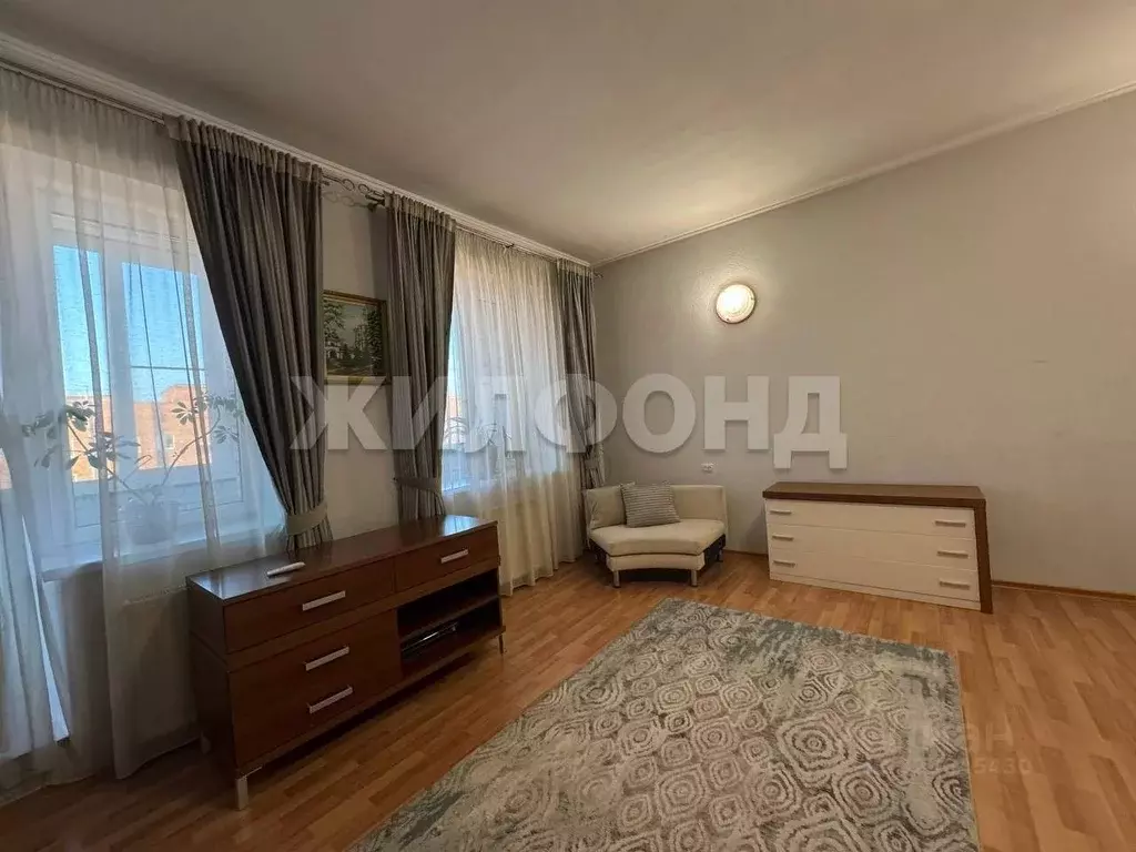 2-к кв. Хакасия, Абакан ул. Карла Маркса, 44 (92.0 м) - Фото 2