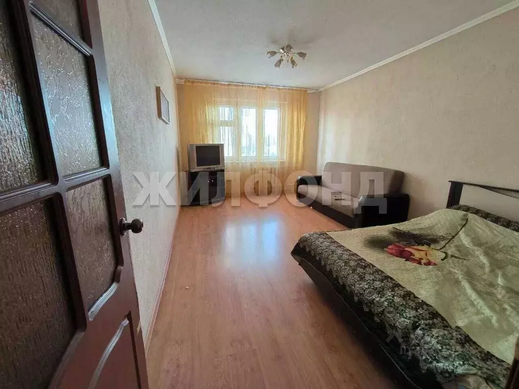 3-к кв. Орловская область, Орел ул. Латышских Стрелков, 52 (75.0 м) - Фото 1
