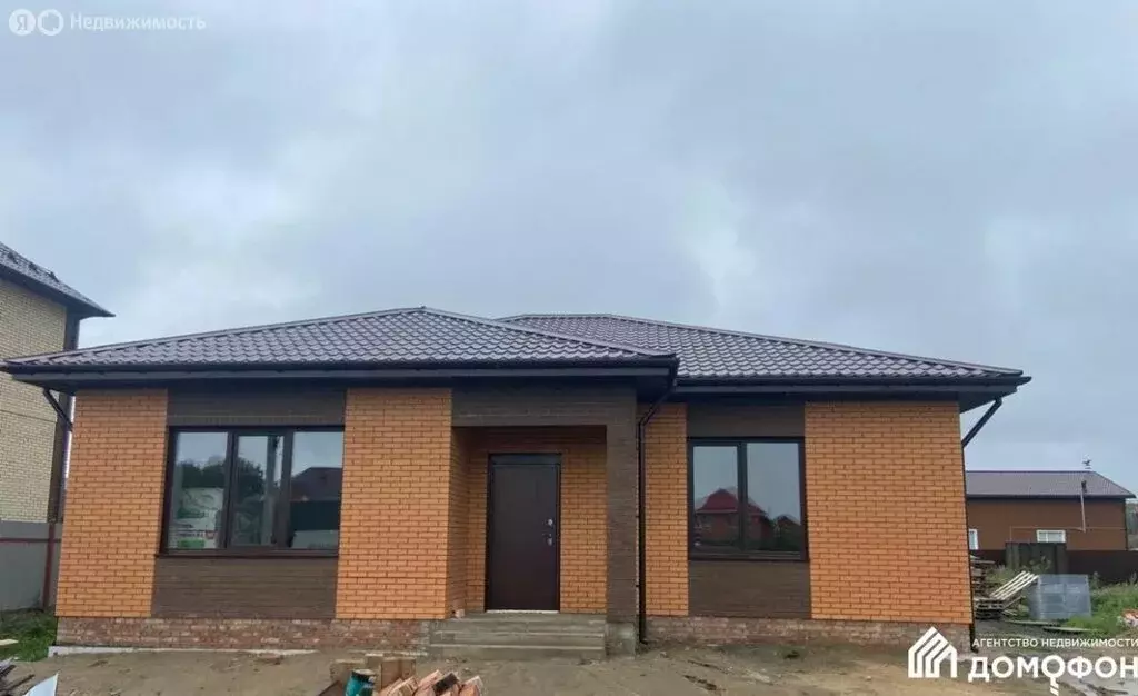 Дом в село Троицкое, Янтарная улица (105 м) - Фото 1