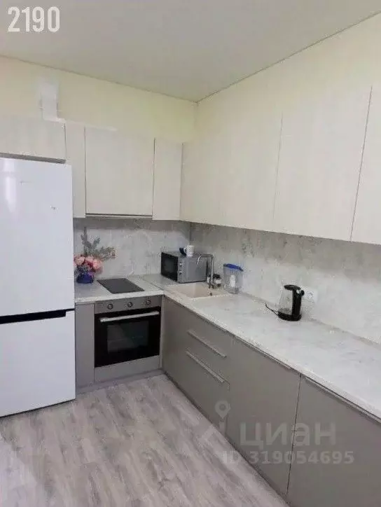 Студия Краснодарский край, Краснодар Любимово мкр, 11/1 (30.0 м) - Фото 1