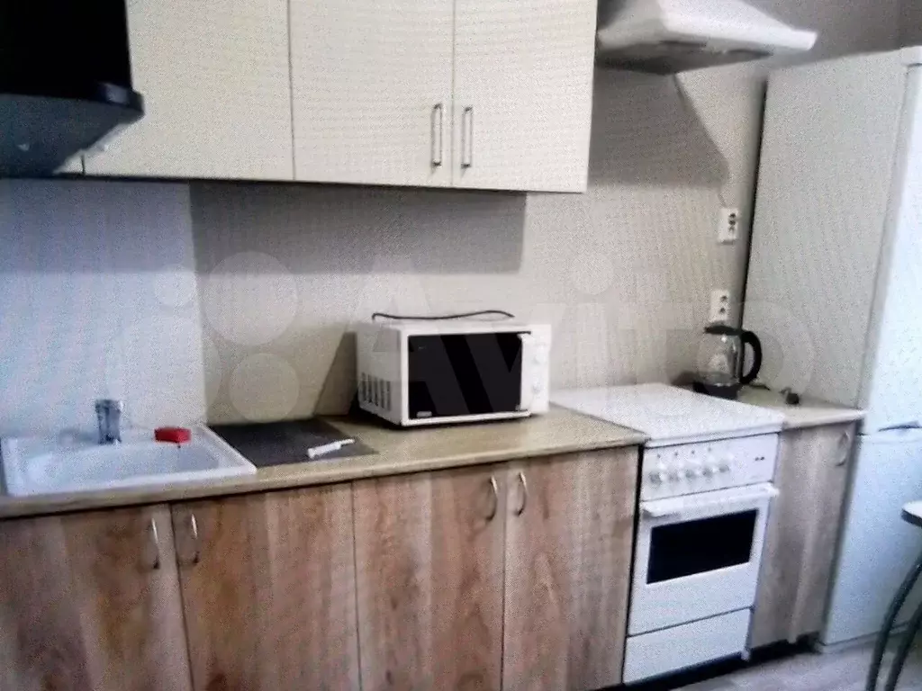 1-к. квартира, 43 м, 7/10 эт. - Фото 0