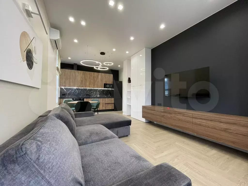 3-к. квартира, 100 м, 4/22 эт. - Фото 0