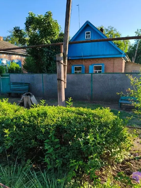 Дом в Ставропольский край, Ипатовский муниципальный округ, с. Большая ... - Фото 2