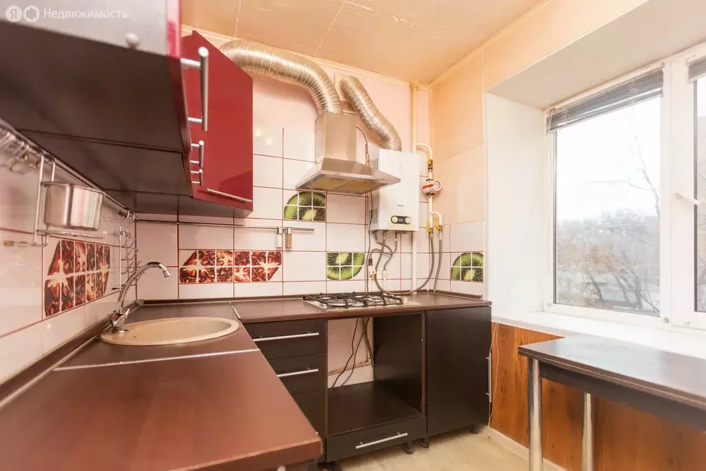 3-комнатная квартира: Оренбург, улица Мира, 8 (59.5 м) - Фото 1