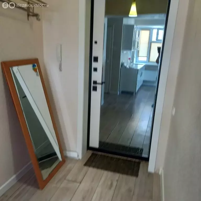 2-комнатная квартира: Томск, улица 79-й Гвардейской Дивизии, 27 (50 м) - Фото 0