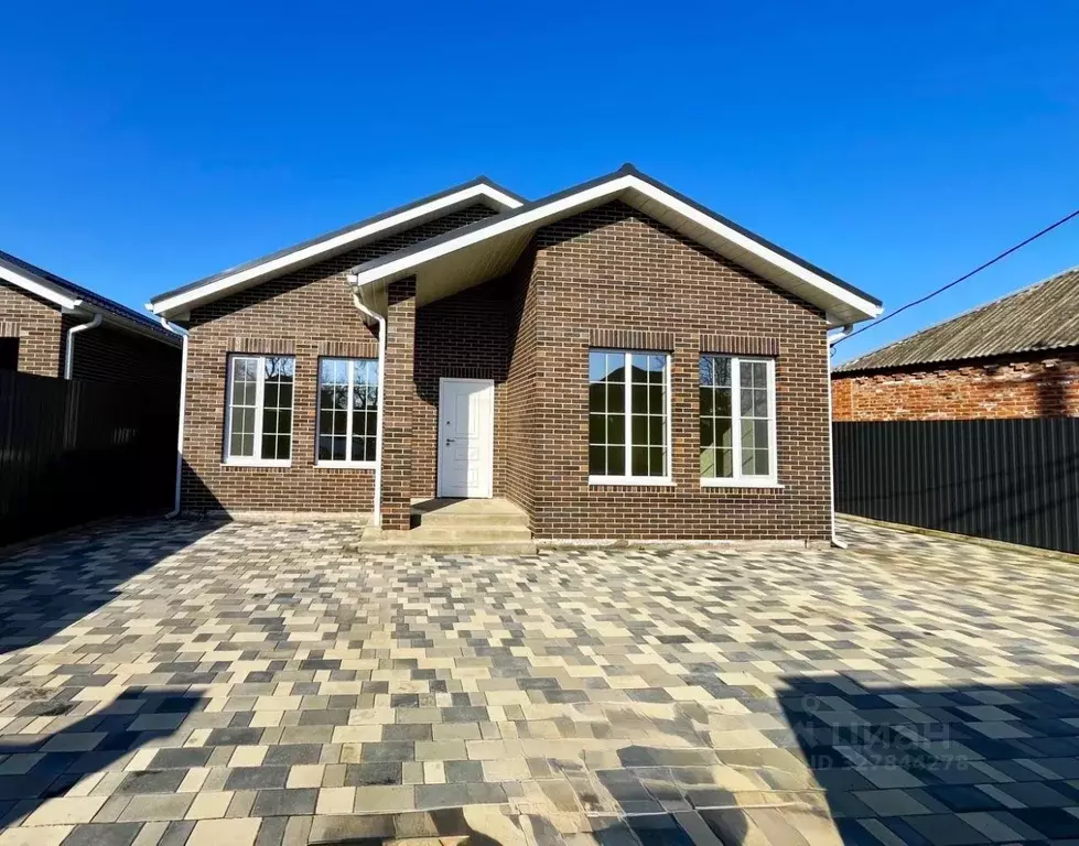 Коттедж в Адыгея, Тахтамукайский район, Яблоновский пгт Первомайская ... - Фото 2