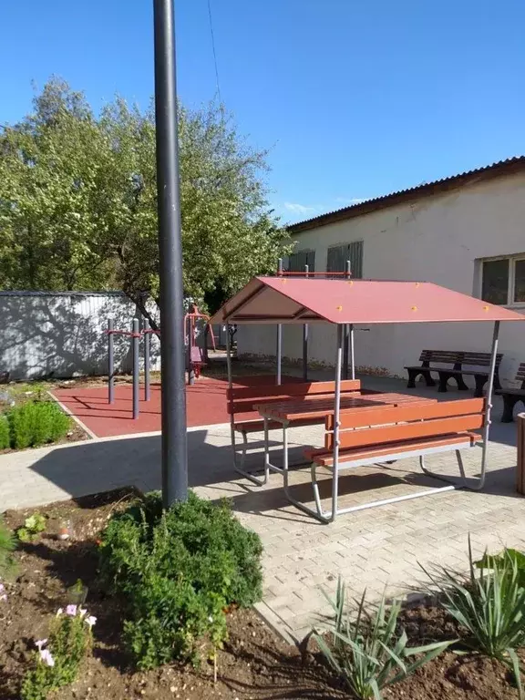 2-к кв. Крым, Симферополь городской округ, Аэрофлотский пгт ул. ... - Фото 1