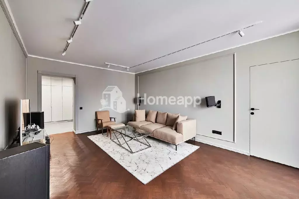 Продается 4-комнатная квартира - Фото 2