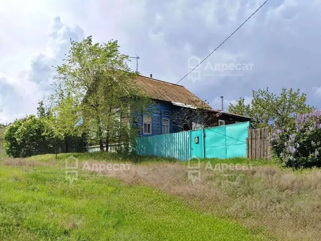 Дом в Волгоградская область, Дубовский район, Горноводяновское с/пос, ... - Фото 0