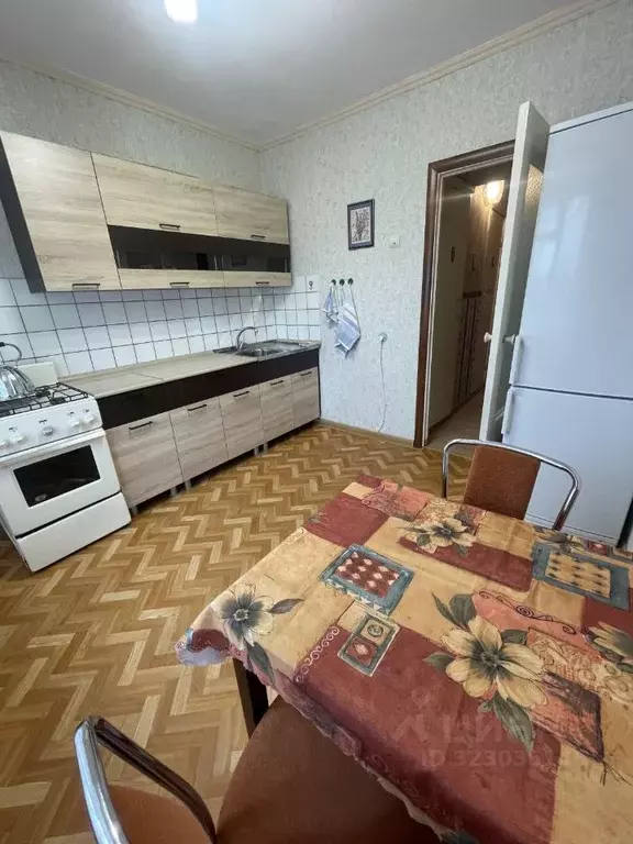 3-к кв. Вологодская область, Череповец Первомайская ул., 50 (82.0 м) - Фото 1