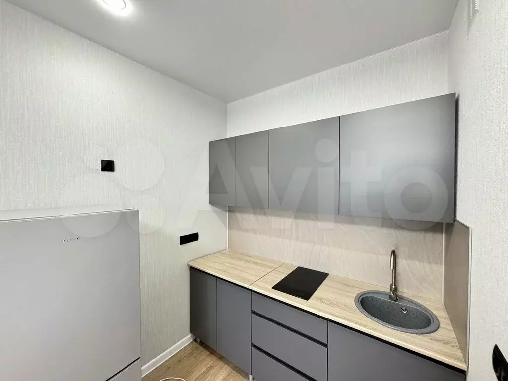 1-к. квартира, 40 м, 8/16 эт. - Фото 0