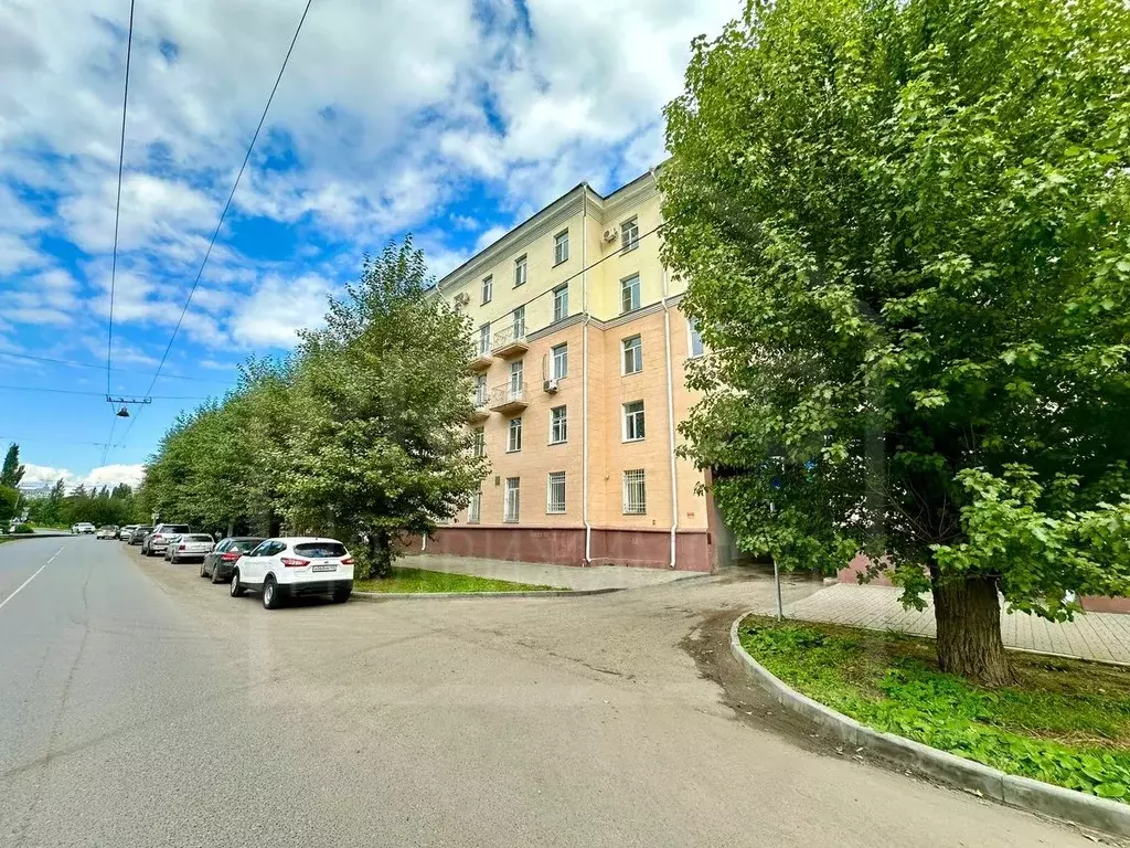 Помещение свободного назначения в Омская область, Омск просп. Карла ... - Фото 1