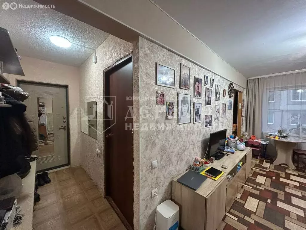 3-комнатная квартира: Юрга, Краматорская улица, 2Б (49.2 м) - Фото 1