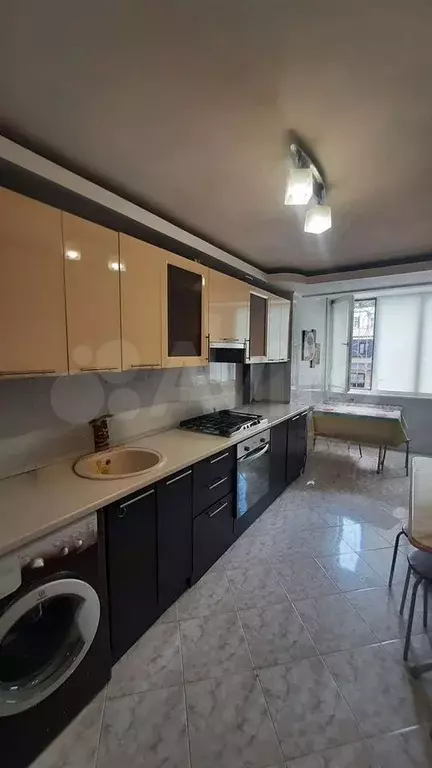 3-к. квартира, 75 м, 2/6 эт. - Фото 0