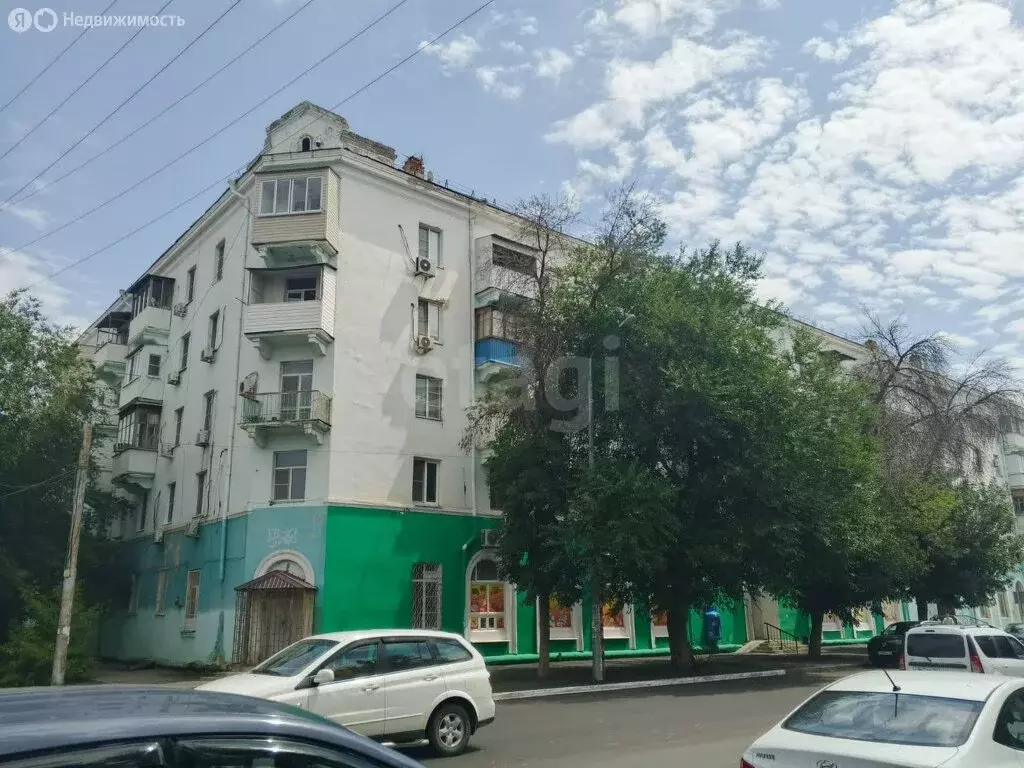 2-комнатная квартира: Астрахань, улица Латышева, 2/22 (53.9 м) - Фото 1