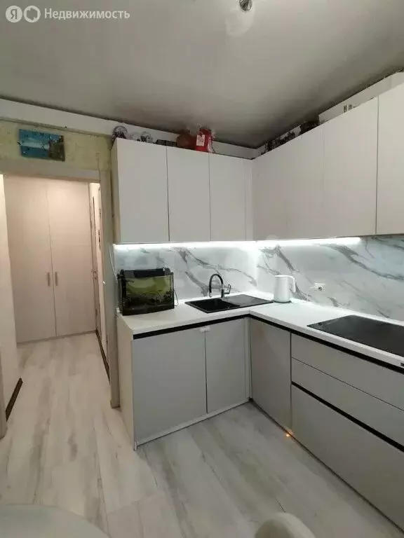 2-комнатная квартира: Тобольск, 9-й микрорайон, 15А (51 м) - Фото 1