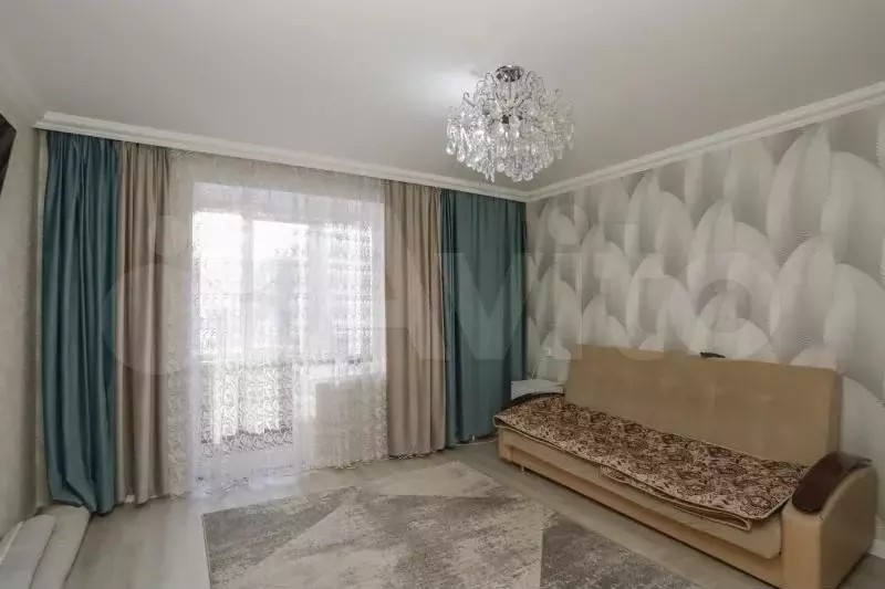 3-к. квартира, 63 м, 1/5 эт. - Фото 1