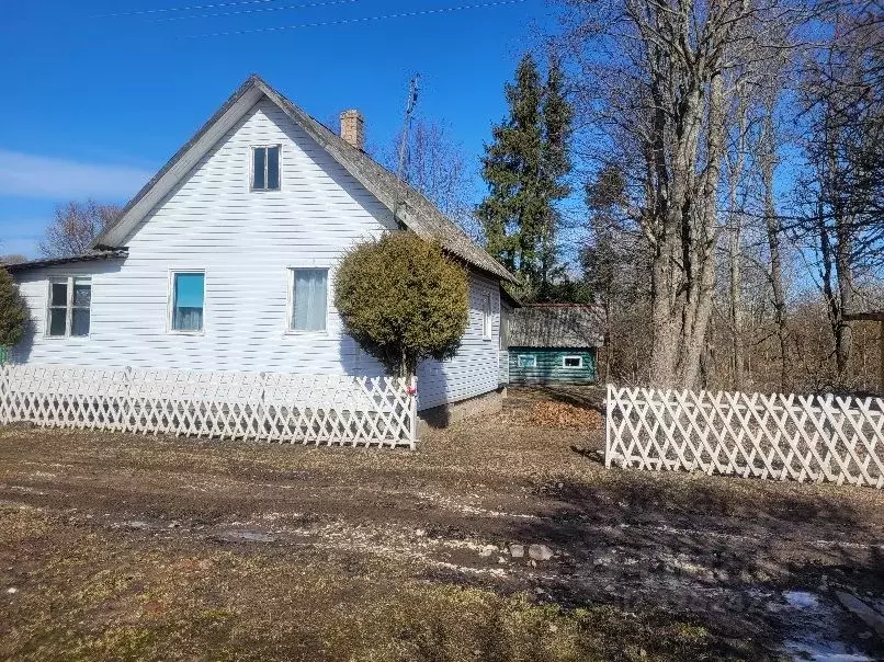 Дом в Псковская область, Гдов городское поселение, д. Задубье  (42 м) - Фото 1