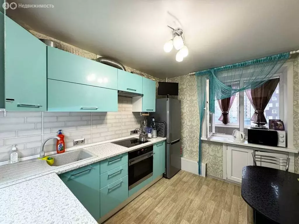 2-комнатная квартира: Киров, улица Свободы, 170 (54 м) - Фото 1