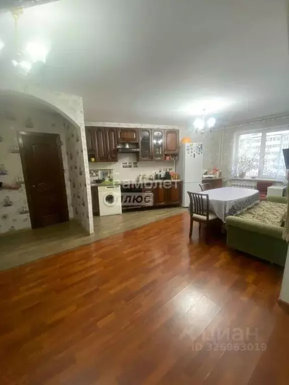 3-к кв. Иркутская область, Иркутск ул. Багратиона, 29/4 (67.0 м) - Фото 1