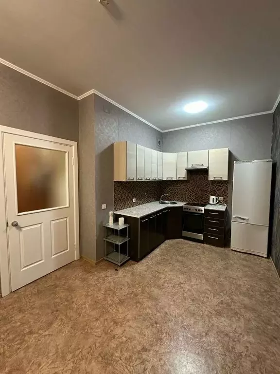 2-к кв. Кемеровская область, Кемерово Молодежная ул., 11 (40.0 м) - Фото 1