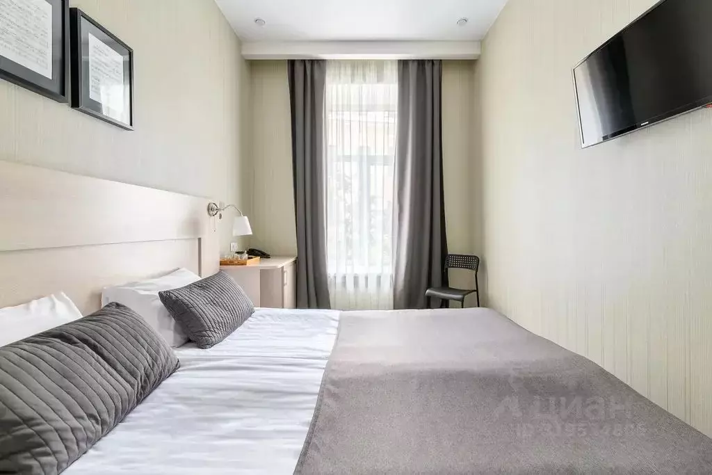 Студия Санкт-Петербург Большая Конюшенная ул., 11 (18.0 м) - Фото 2