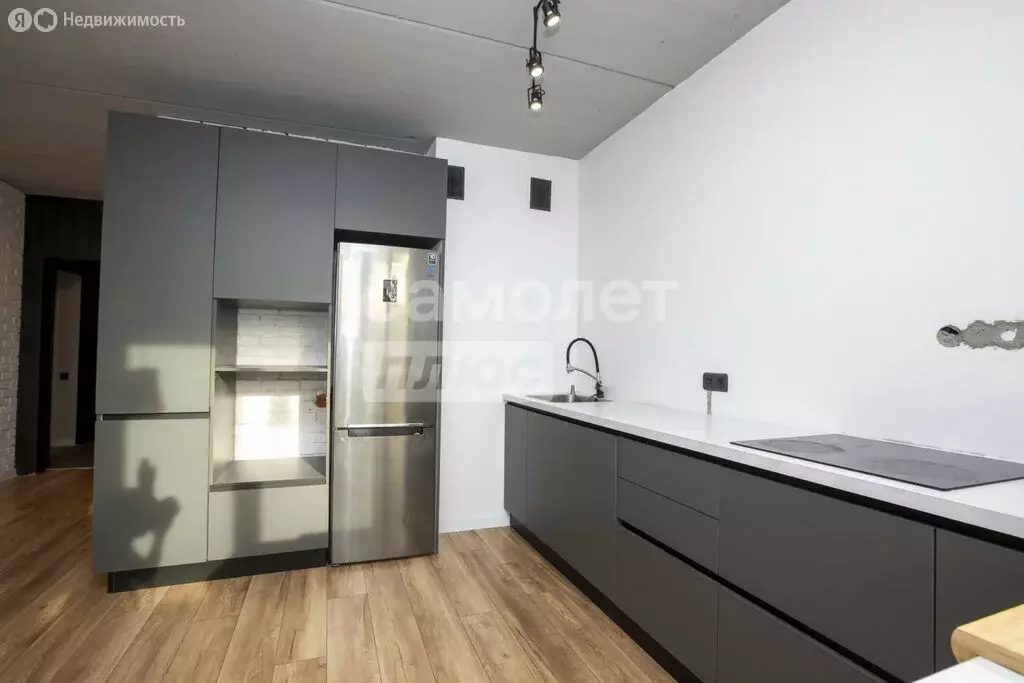 3-комнатная квартира: Ульяновск, Камышинская улица, 58 (91.14 м) - Фото 0