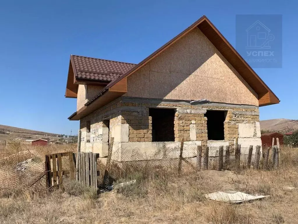 Дом в Крым, Феодосия городской округ, с. Южное ул. Бахчалы, 4 (120 м) - Фото 0