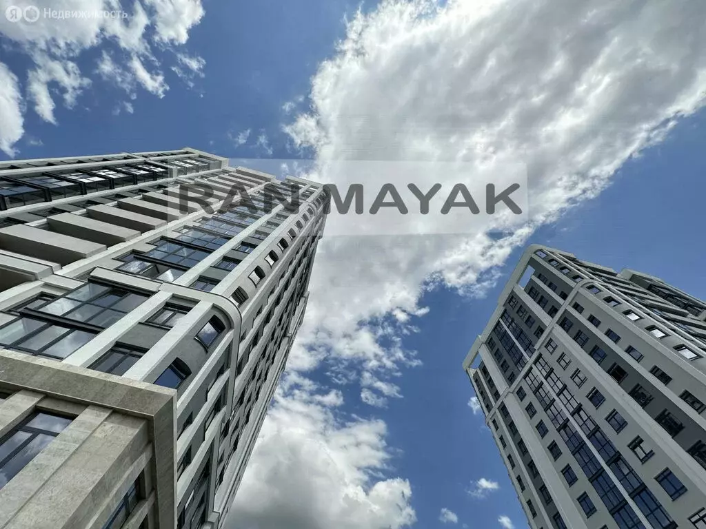 2-комнатная квартира: Майкоп, улица Гагарина, 1 (69.8 м) - Фото 1