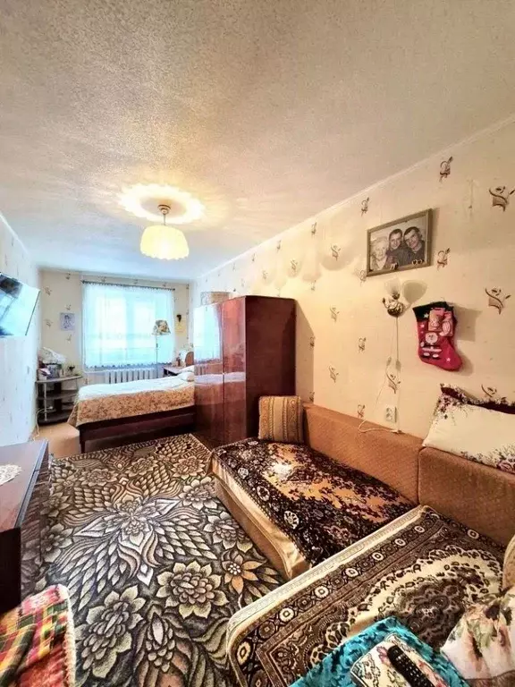 2-к кв. Псковская область, Великие Луки Октябрьский просп., 10к1 (45.0 ... - Фото 1