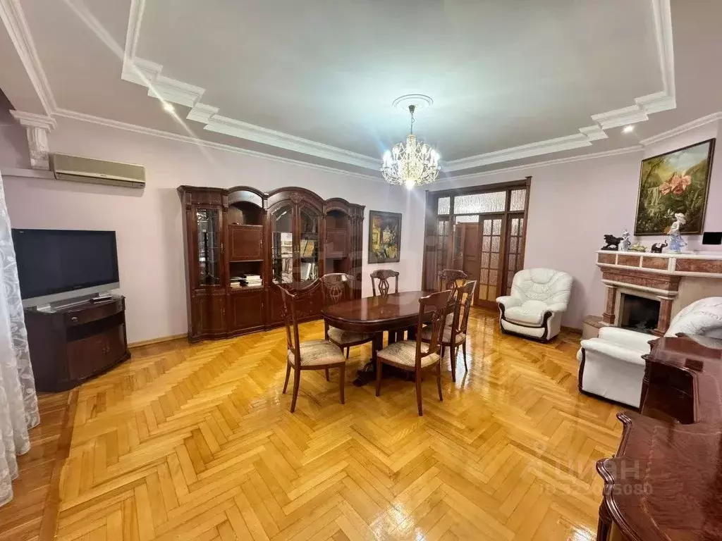 3-к кв. Татарстан, Казань ул. Чехова, 11 (141.0 м) - Фото 0