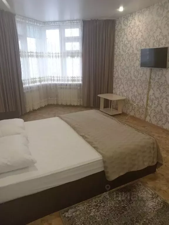 1-к кв. Татарстан, Набережные Челны 36-й комплекс, 4/2 (40.0 м) - Фото 0