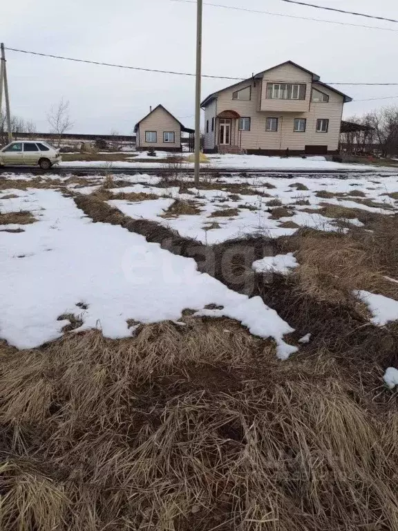 Участок в Мордовия, Саранск городской округ, с. Грибоедово ул. ... - Фото 1