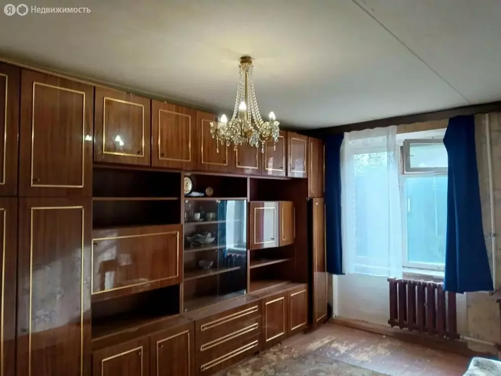 3-комнатная квартира: Сестрорецк, улица Володарского, 20 (56 м) - Фото 1