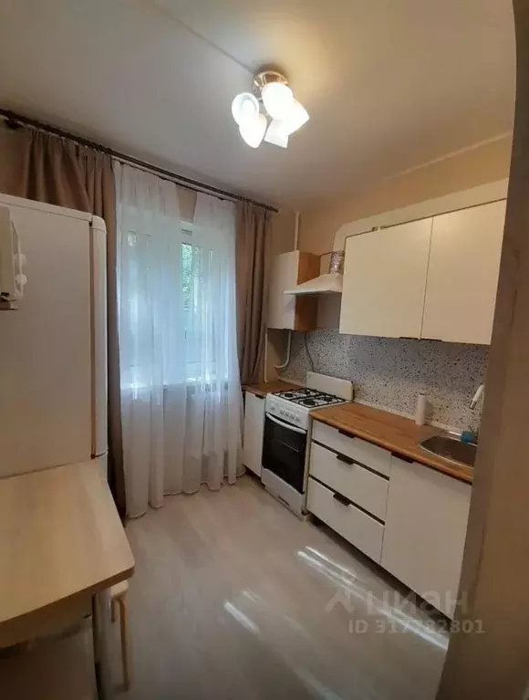 1-к кв. Московская область, Реутов Комсомольская ул., 21 (31.0 м) - Фото 0