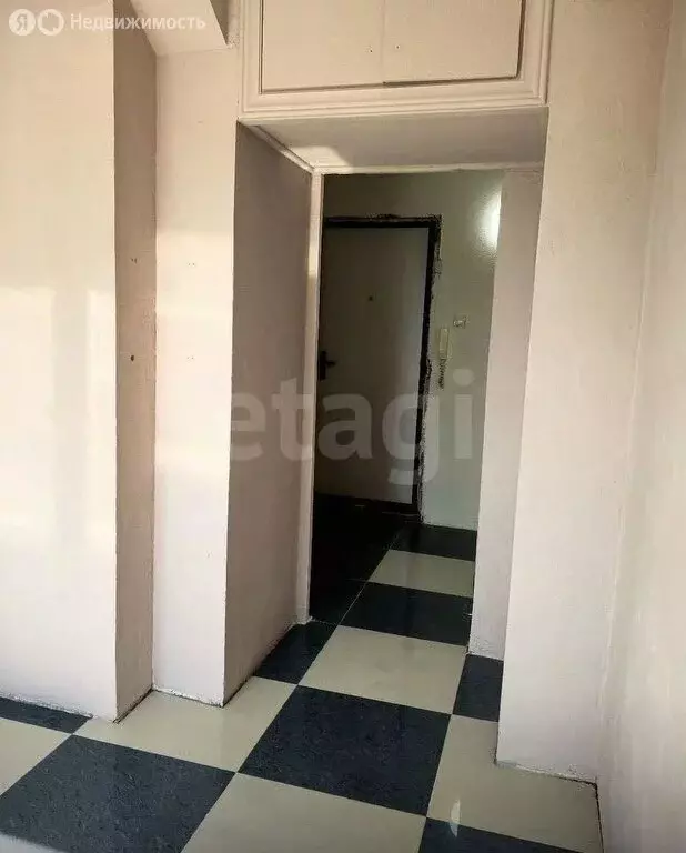 1-комнатная квартира: Омск, улица 75-й Гвардейской Бригады, 1В (37 м) - Фото 2