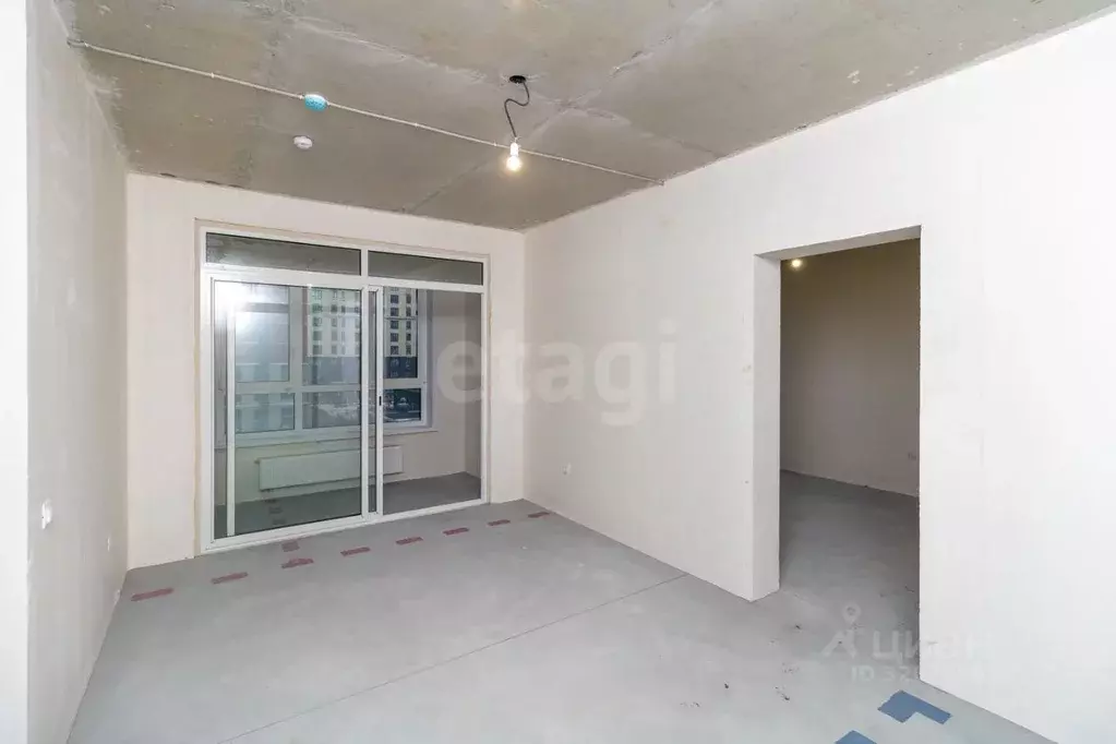 2-к кв. Тюменская область, Тюмень ул. Пожарных и Спасателей, 1 (61.0 ... - Фото 1