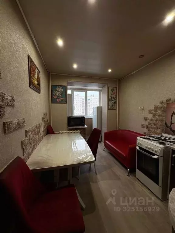 3-к кв. Оренбургская область, Новотроицк Советская ул., 121 (62.7 м) - Фото 2