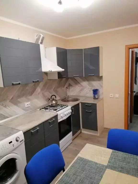 1-к кв. Брянская область, Брянск пер. Менжинского, 74 (37.0 м) - Фото 1