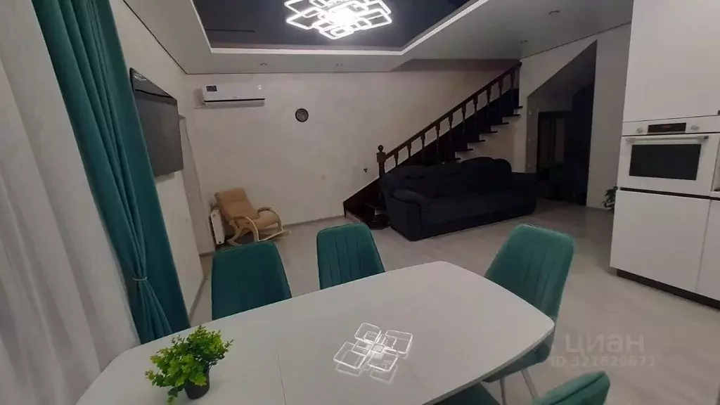 Таунхаус в Челябинская область, Копейск пос. Октябрьский, Премьера ... - Фото 1