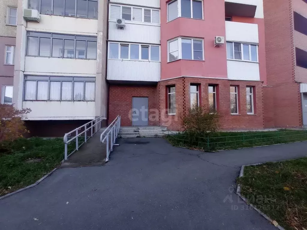 Помещение свободного назначения в Челябинская область, Озерск просп. ... - Фото 2