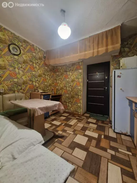 1к в 5-комнатной квартире (18 м) - Фото 0