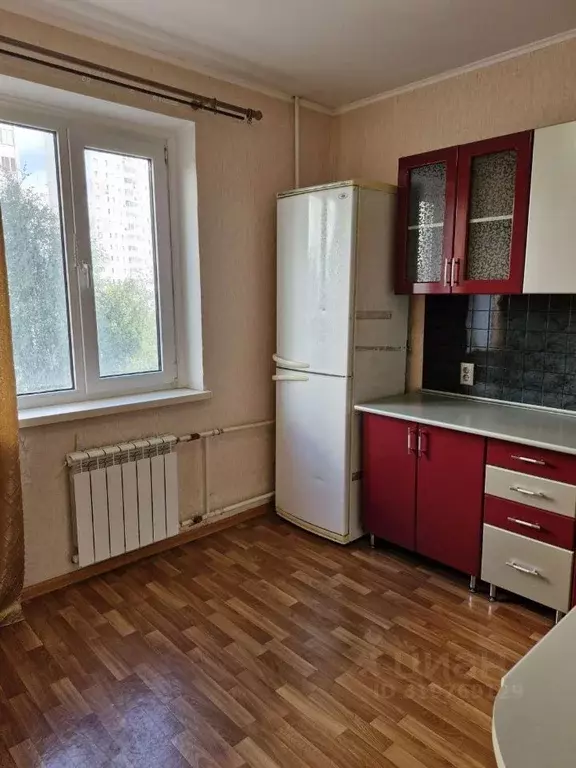 1-к кв. Курская область, Курск просп. Вячеслава Клыкова, 84 (37.4 м) - Фото 1