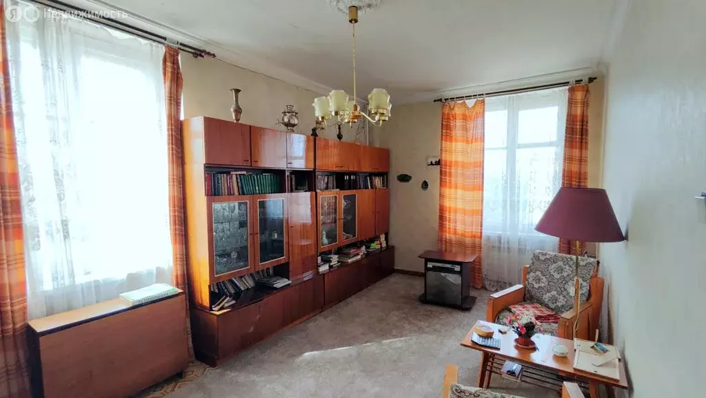 3-комнатная квартира: Петрозаводск, улица Куйбышева, 10 (79.5 м) - Фото 1