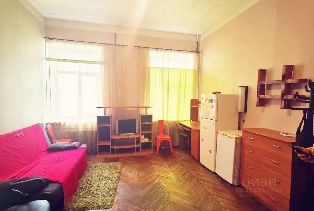 Комната Санкт-Петербург наб. Реки Мойки, 25 (25.0 м) - Фото 1