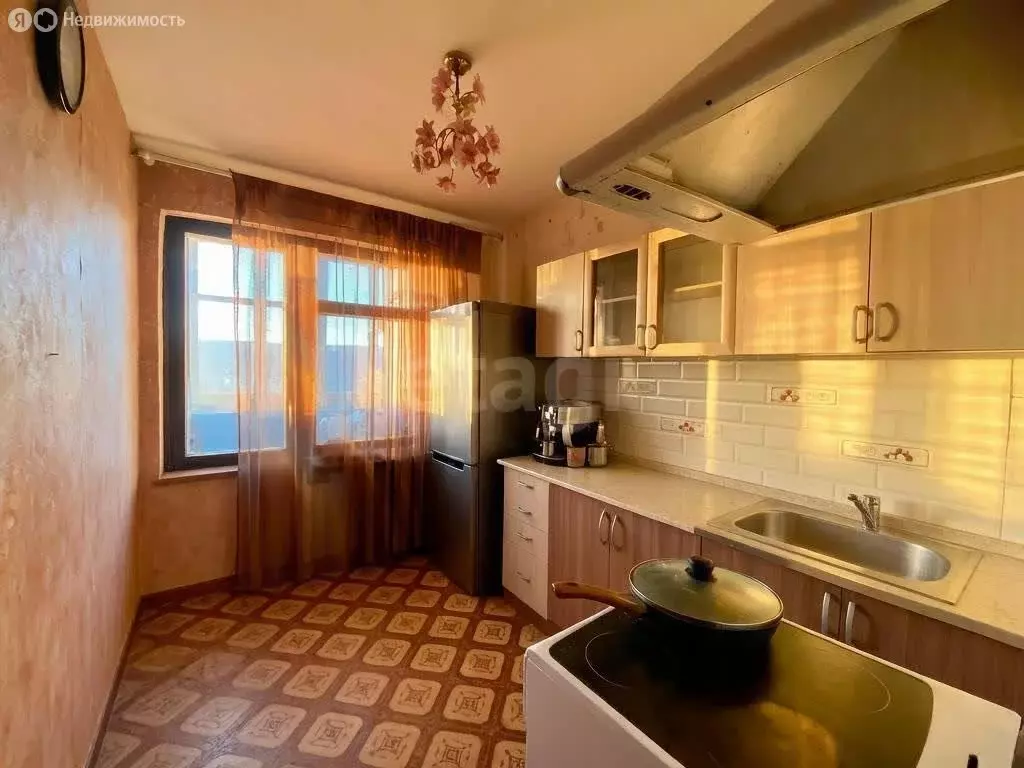 3-комнатная квартира: Бахчисарай, улица Фрунзе, 46А (70 м) - Фото 1