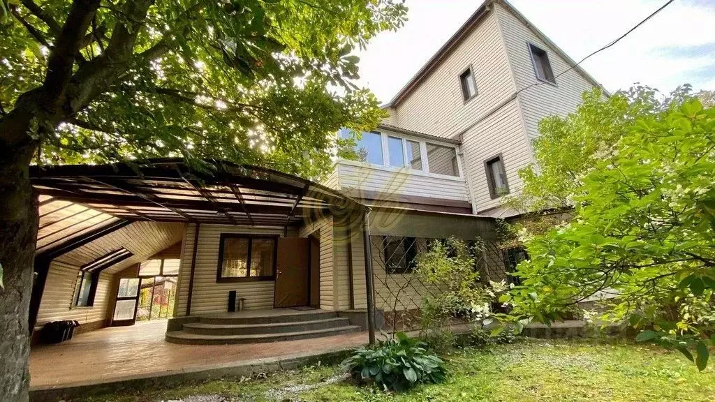 Дом в Московская область, Химки городской округ, д. Поярково  (400 м) - Фото 0