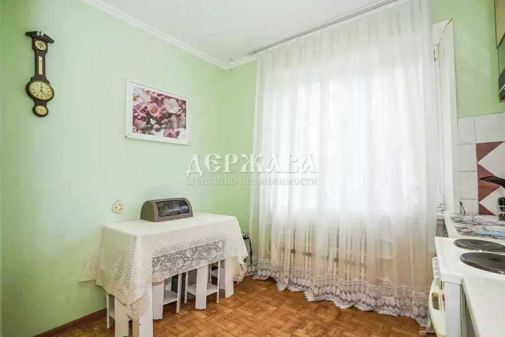 3-к кв. Белгородская область, Старый Оскол Солнечный мкр, 7А (62.4 м) - Фото 2