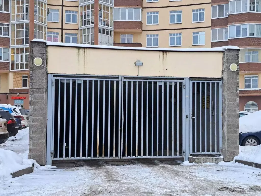 Гараж в Санкт-Петербург Ульянка муниципальный округ, Александрино ... - Фото 1